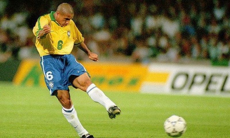 Sự Nghiệp và Hoạt Động Gần Đây của Roberto Carlos